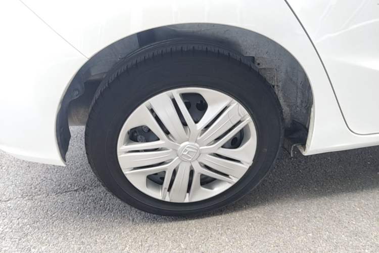 Used Honda Fit 2018 1.5L CVT Comfort Version Right Rear Wheel Hub