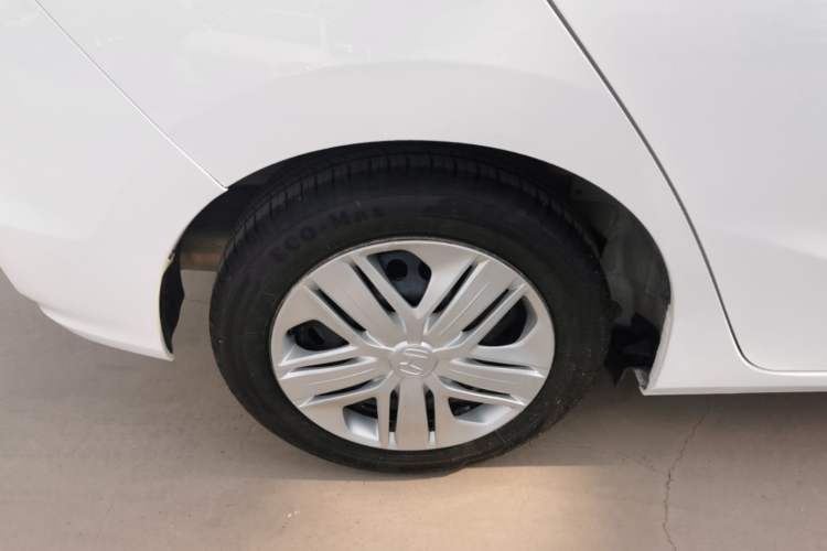Used Honda Fit 2018 1.5L CVT Comfort Version Right Rear Wheel Hub