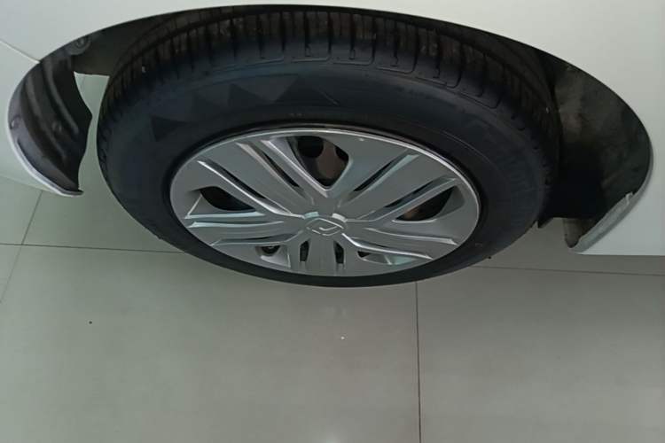 Used Honda Fit 2018 1.5L CVT Comfort Version Right Rear Wheel Hub