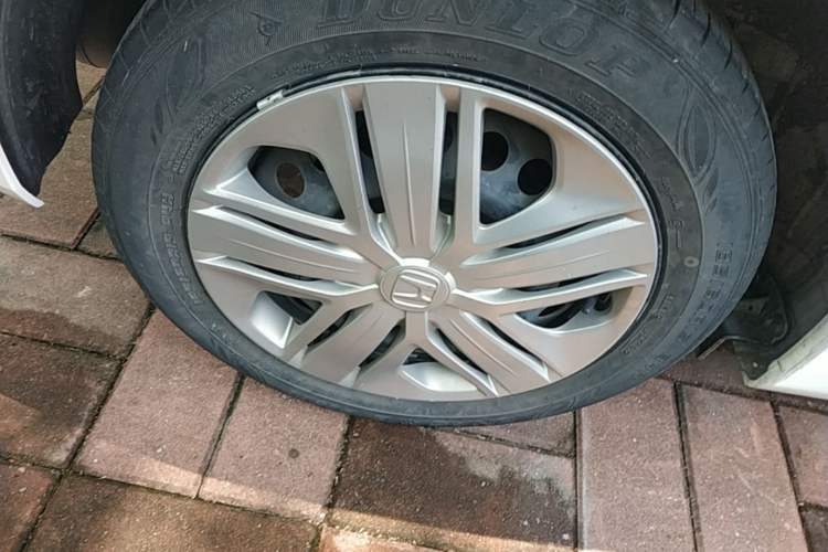 Used Honda Fit 2018 1.5L CVT Comfort Version Right Rear Wheel Hub