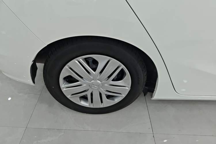 Used Honda Fit 2018 1.5L CVT Comfort Version Right Rear Wheel Hub