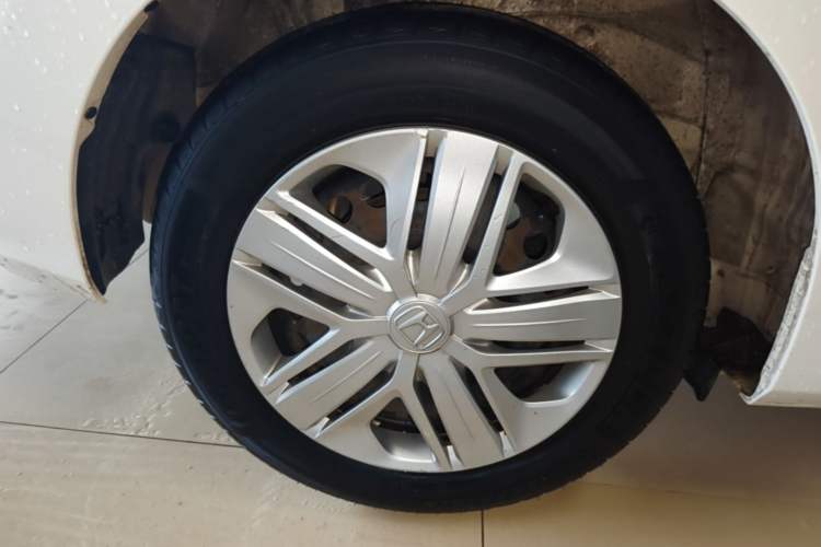 Used Honda Fit 2018 1.5L CVT Comfort Version Right Rear Wheel Hub