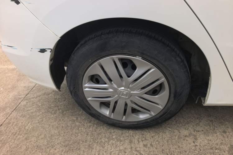 Used Honda Fit 2018 1.5L CVT Comfort Version Right Rear Wheel Hub