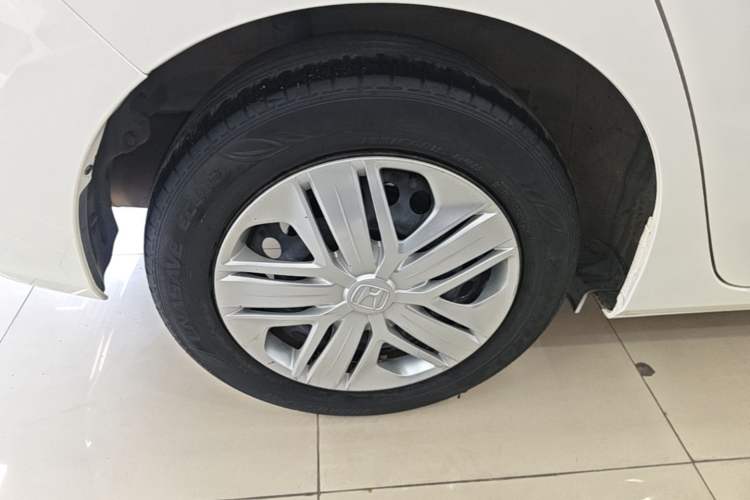 Used Honda Fit 2018 1.5L CVT Comfort Version Right Rear Wheel Hub