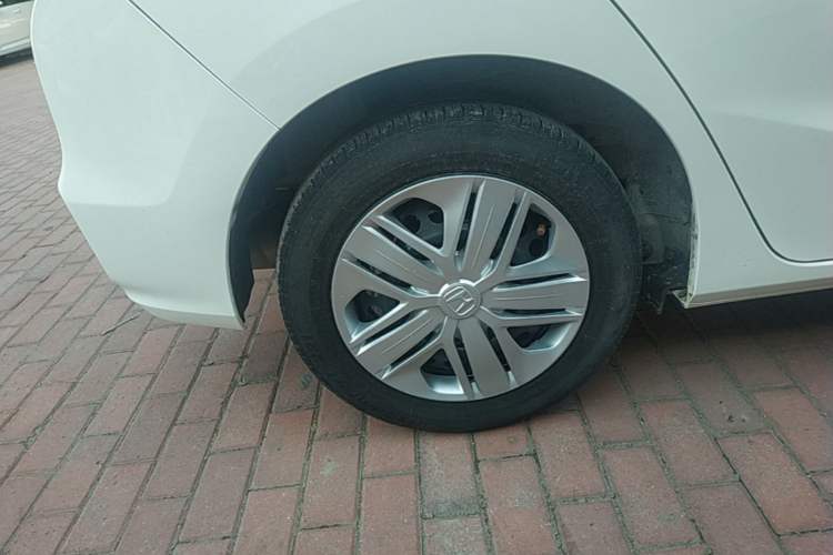 Used Honda Fit 2018 1.5L CVT Comfort Version Right Rear Wheel Hub