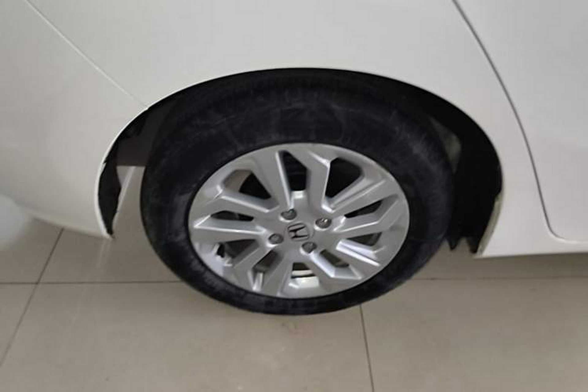 Used Honda Fit 2018 1.5L CVT Comfort Sunroof Version Right Rear Wheel Hub