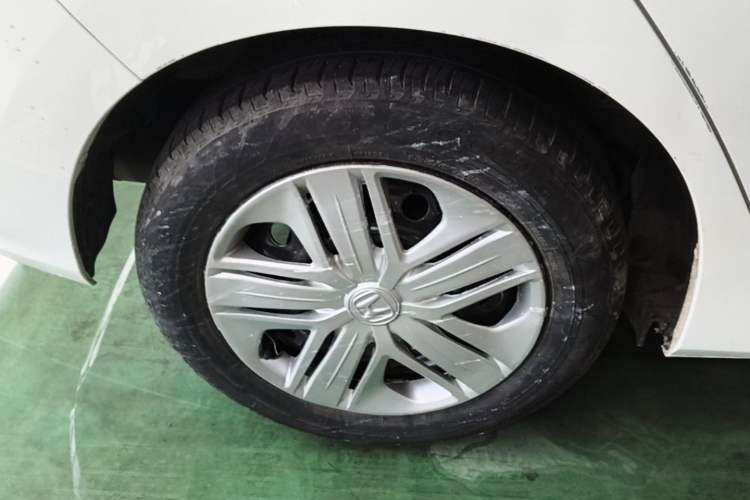 Used Honda Fit 2018 1.5L CVT Comfort Version Right Rear Wheel Hub