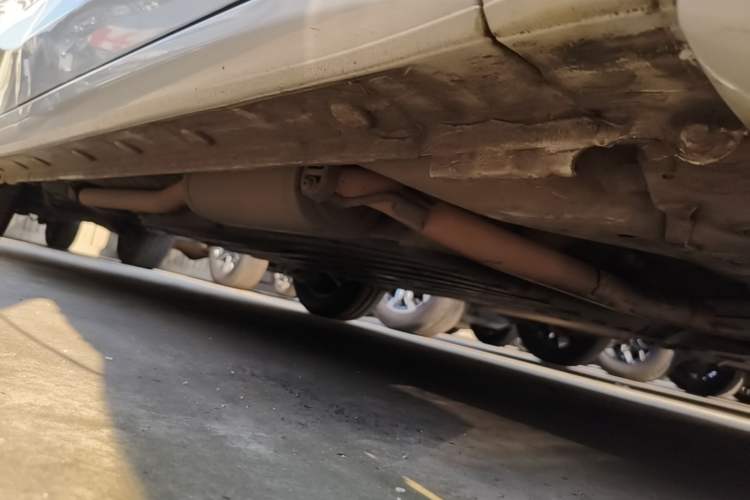 Used Honda Fit 2018 1.5L CVT Comfort Version Right Side Sill