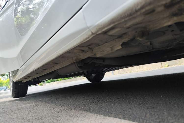 Used Honda Fit 2018 1.5L CVT Comfort Sunroof Version Right Side Sill