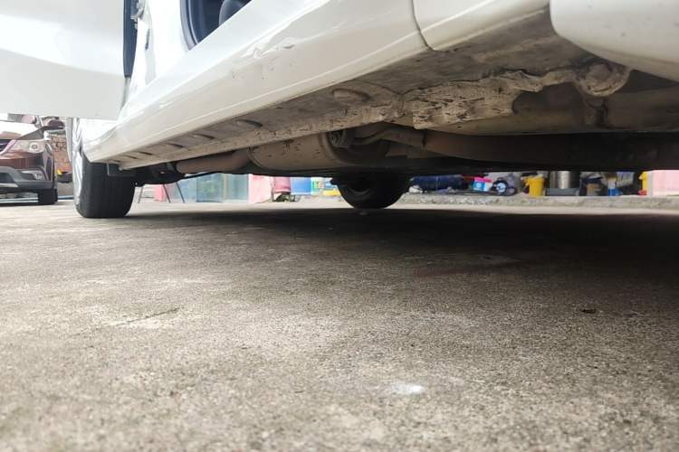 Used Honda Fit 2018 1.5L CVT Comfort Version Right Side Sill
