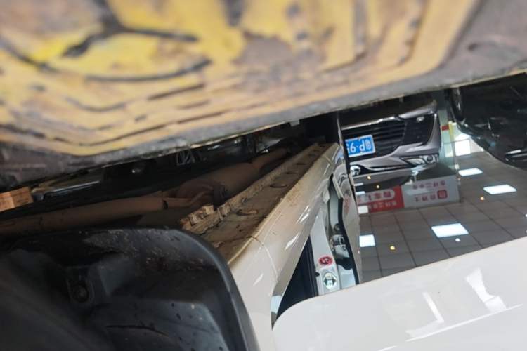 Used Honda Fit 2018 1.5L CVT Comfort Sunroof Version Right Side Sill