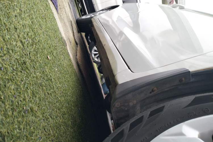 Used Honda Fit 2018 1.5L CVT Comfort Sunroof Version Right Side Sill