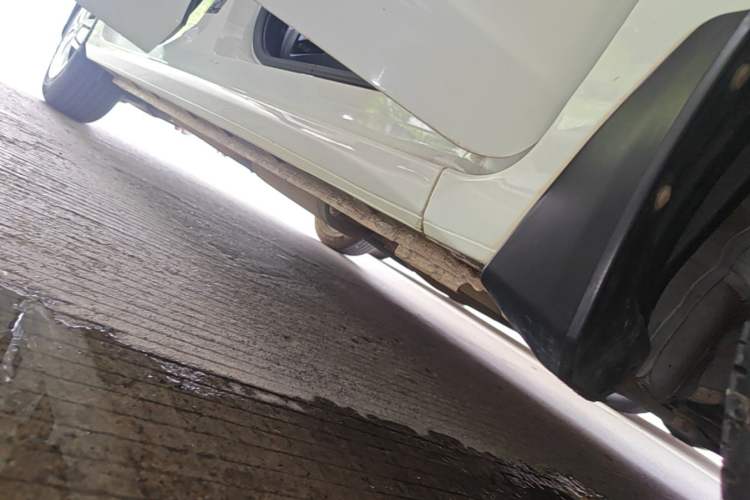 Used Honda Fit 2018 1.5L CVT Comfort Version Right Side Sill