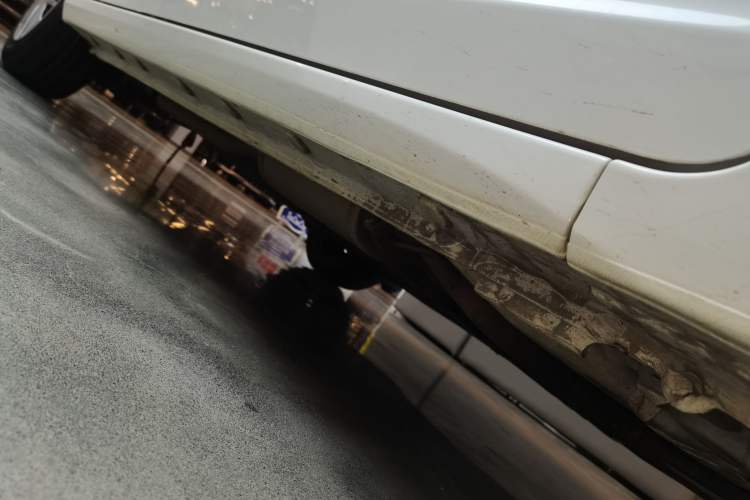 Used Honda Fit 2018 1.5L CVT Comfort Version Right Side Sill