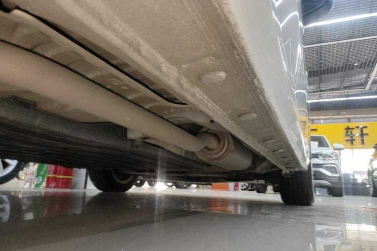 Used Honda Fit 2018 1.5L CVT Comfort Sunroof Version Right Side Sill