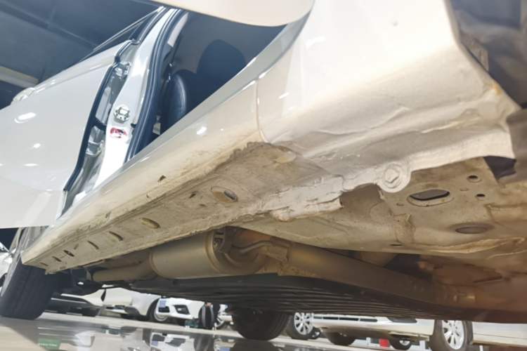 Used Honda Fit 2018 1.5L CVT Comfort Version Right Side Sill