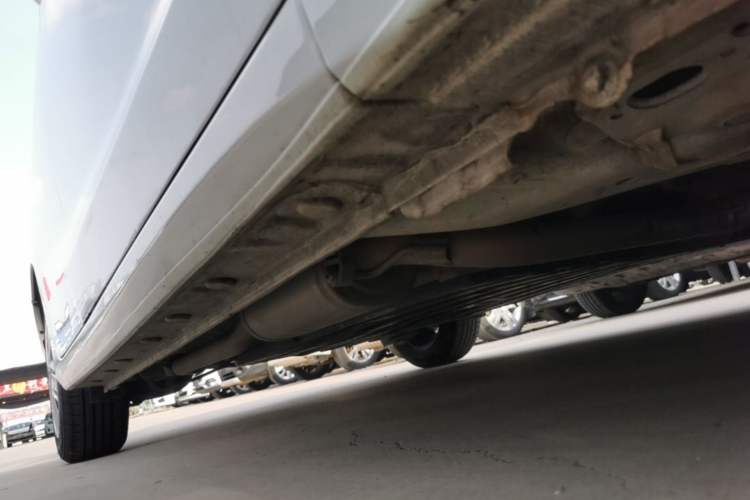 Used Honda Fit 2018 1.5L CVT Comfort Version Right Side Sill