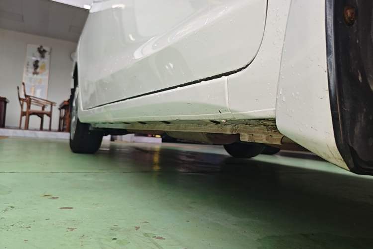 Used Honda Fit 2018 1.5L CVT Comfort Version Right Side Sill