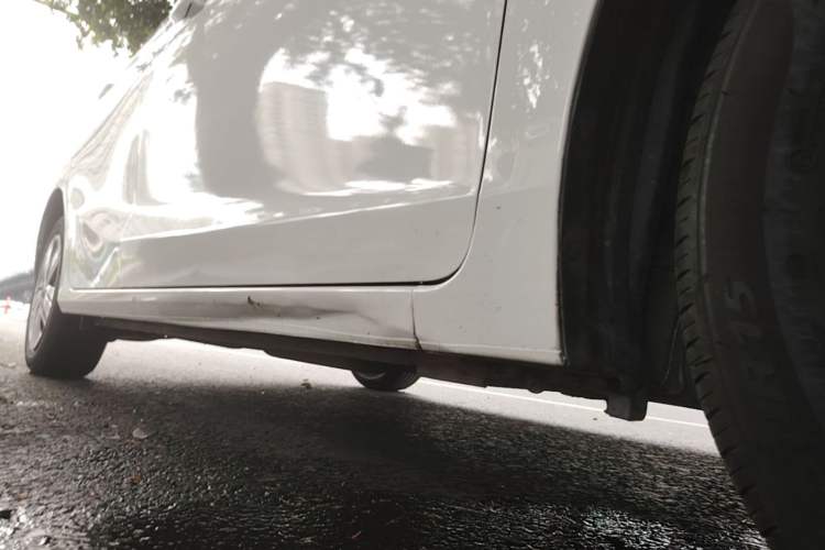 Used Honda Fit 2018 1.5L CVT Comfort Version Right Side Sill