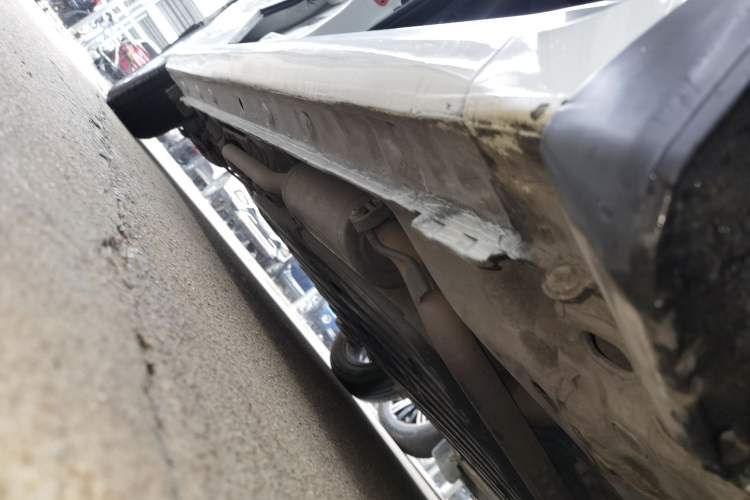 Used Honda Fit 2018 1.5L CVT Comfort Sunroof Version Right Side Sill