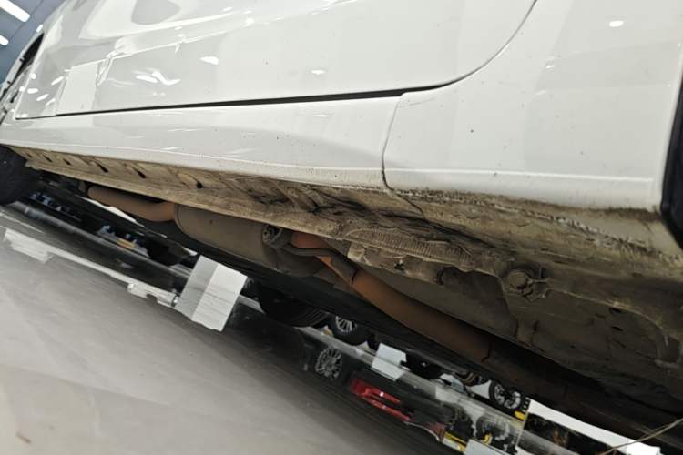 Used Honda Fit 2018 1.5L CVT Comfort Version Right Side Sill