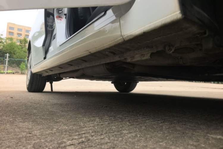 Used Honda Fit 2018 1.5L CVT Comfort Version Right Side Sill