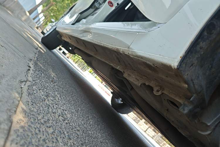 Used Honda Fit 2018 1.5L CVT Comfort Sunroof Version Right Side Sill