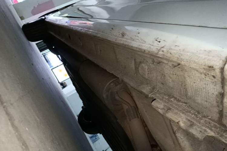 Used Honda Fit 2018 1.5L CVT Comfort Version Right Side Sill