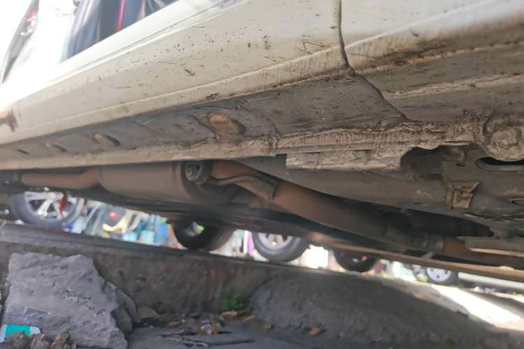 Used Honda Fit 2018 1.5L CVT Comfort Version Right Side Sill