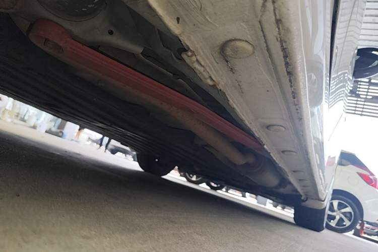 Used Honda Fit 2018 1.5L CVT Comfort Version Right Side Sill