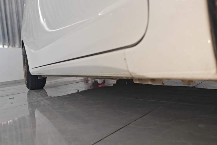 Used Honda Fit 2018 1.5L Manual Comfort Version Right Side Sill