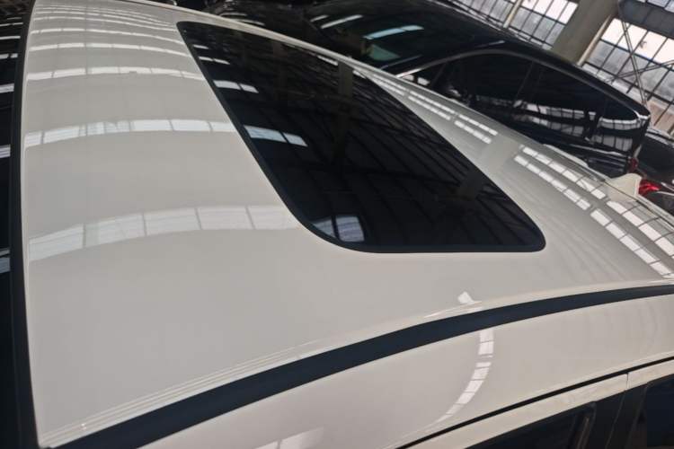 Used Honda Fit 2018 1.5L CVT Comfort Sunroof Version Roof