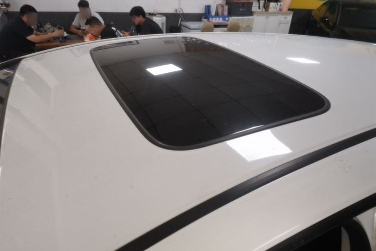 Used Honda Fit 2018 1.5L CVT Comfort Sunroof Version Roof