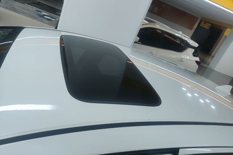 Used Honda Fit 2018 1.5L CVT Comfort Sunroof Version Roof