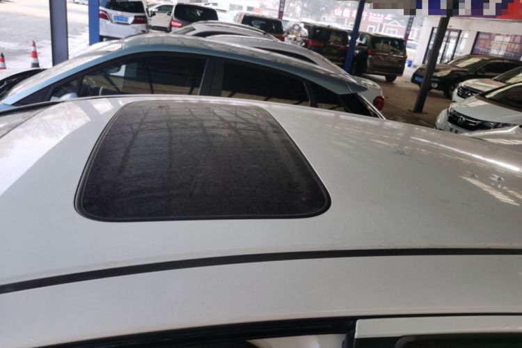 Used Honda Fit 2018 1.5L CVT Comfort Sunroof Version Roof