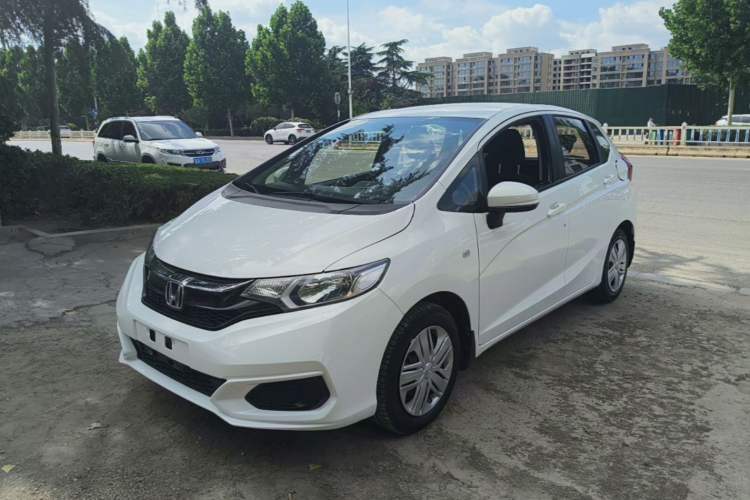 Used Honda Fit 2018 1.5L CVT Comfort Version Guazi used car, China used car export, Used car for sale, Used  cars, Cheapest cars for sale