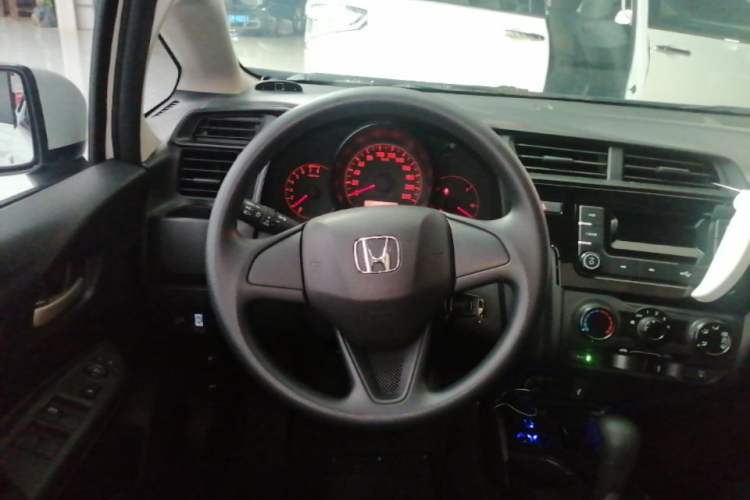 Used Honda Fit 2018 1.5L CVT Comfort Sunroof Version Steering Wheel