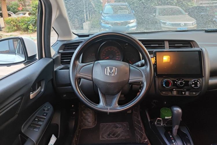 Used Honda Fit 2018 1.5L CVT Comfort Sunroof Version Steering Wheel