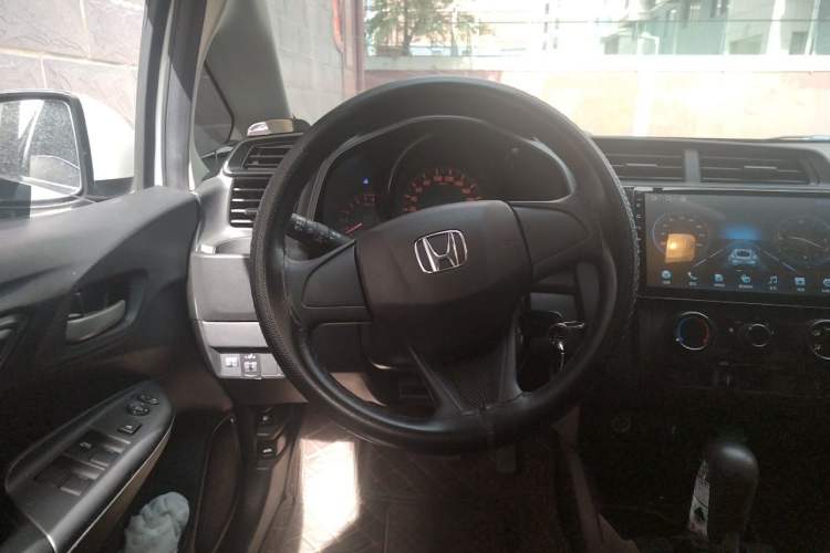 Used Honda Fit 2018 1.5L CVT Comfort Sunroof Version Steering Wheel
