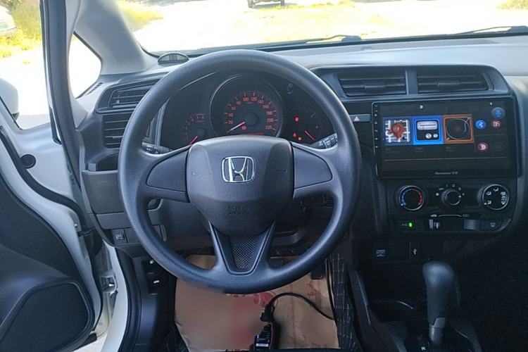 Used Honda Fit 2018 1.5L CVT Comfort Sunroof Version Steering Wheel