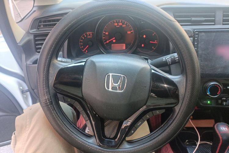 Used Honda Fit 2018 1.5L CVT Comfort Sunroof Version Steering Wheel