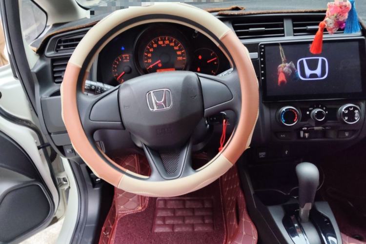 Used Honda Fit 2018 1.5L CVT Comfort Sunroof Version Steering Wheel