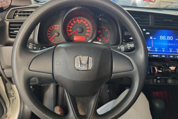 Used Honda Fit 2018 1.5L CVT Comfort Sunroof Version Steering Wheel