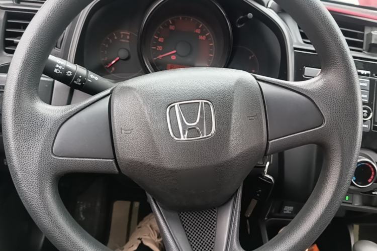Used Honda Fit 2018 1.5L CVT Comfort Sunroof Version Steering Wheel