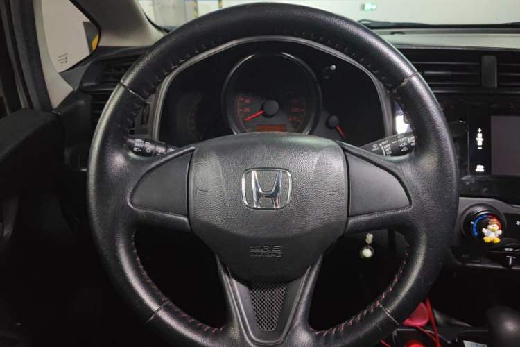Used Honda Fit 2018 1.5L CVT Comfort Sunroof Version Steering Wheel