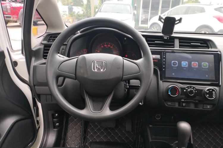 Used Honda Fit 2018 1.5L CVT Comfort Sunroof Version Steering Wheel