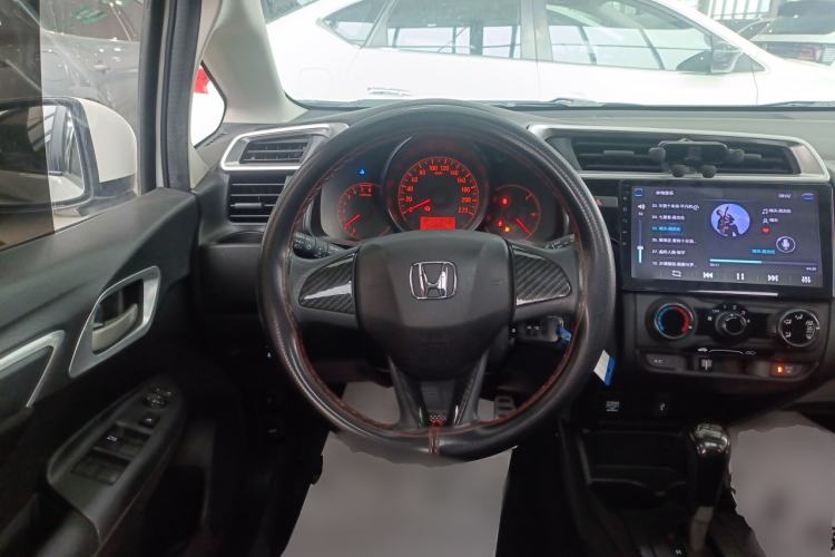 Used Honda Fit 2018 1.5L CVT Comfort Sunroof Version Steering Wheel
