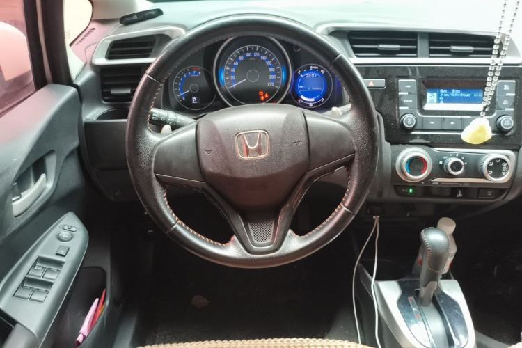Used Honda Fit 2018 1.5L CVT Trendy Run+ Edition Steering Wheel