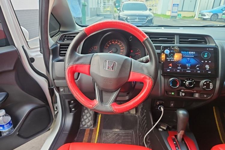 Used Honda Fit 2018 1.5L CVT Comfort Sunroof Version Steering Wheel
