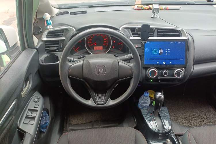 Used Honda Fit 2018 1.5L CVT Trendy Sports Edition Steering Wheel